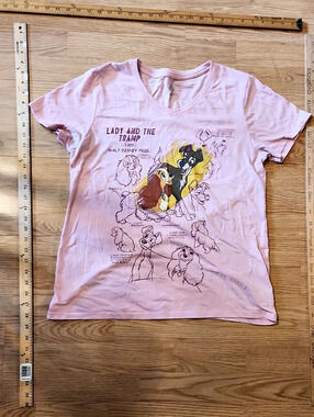 Disney Lady and the Tramp Sketch V-Neck T-Shirt Pink
